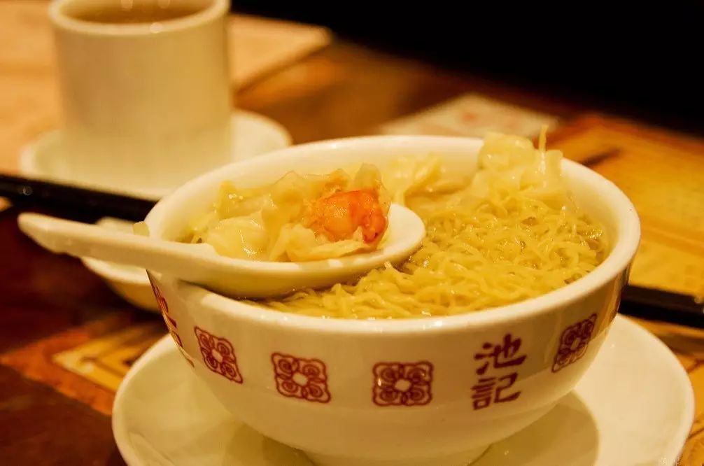 尖沙咀附近港式美食攻略_香港尖沙咀附近的美食攻略_香港尖沙咀美食一条街