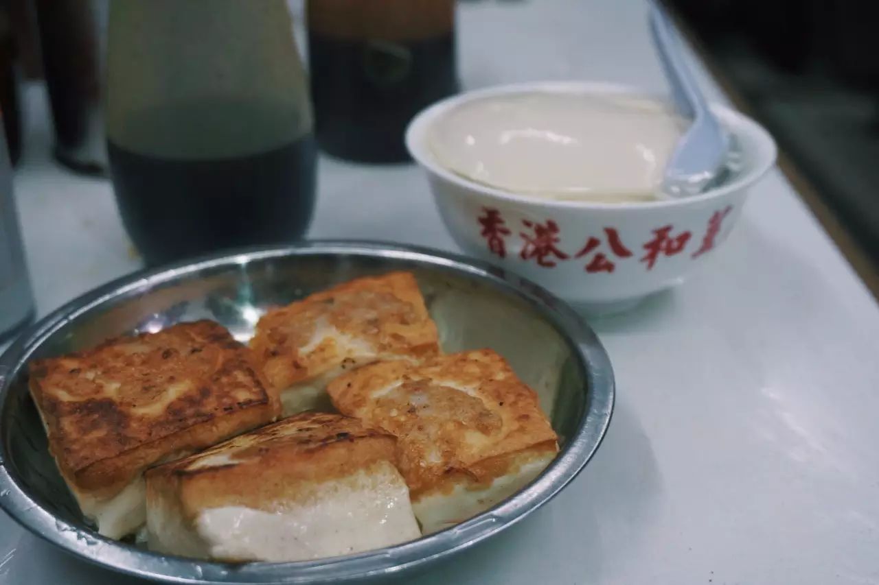 香港尖沙咀美食一条街_香港尖沙咀附近的美食攻略_尖沙咀附近港式美食攻略