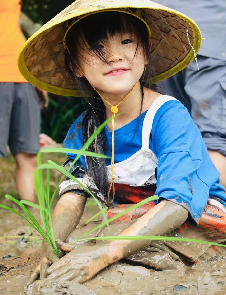 深圳宝安大咖啡厅拍照姿势_深圳宝安大咖啡厅拍照姿势_深圳宝安大咖啡厅拍照姿势