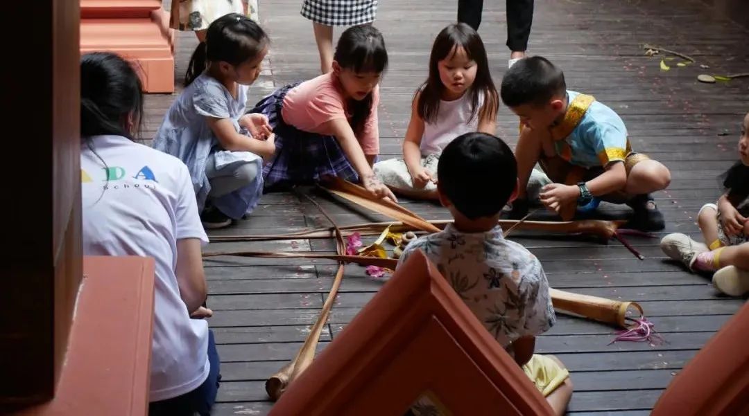 深圳宝安大咖啡厅拍照姿势_深圳宝安大咖啡厅拍照姿势_深圳宝安大咖啡厅拍照姿势