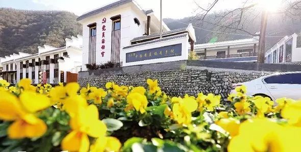 蒲城国际酒店美食小镇_蒲城小吃城_小镇食府订餐电话