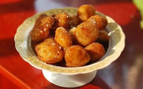 蒲城小吃城_小镇食府订餐电话_蒲城国际酒店美食小镇
